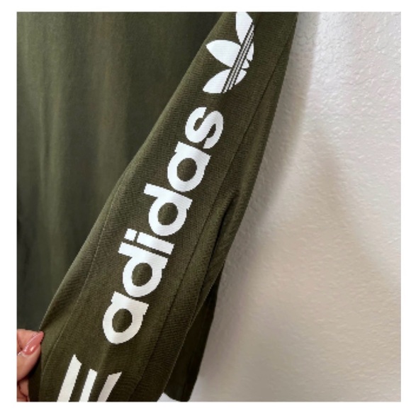 Adidas - Picture 3 of 3